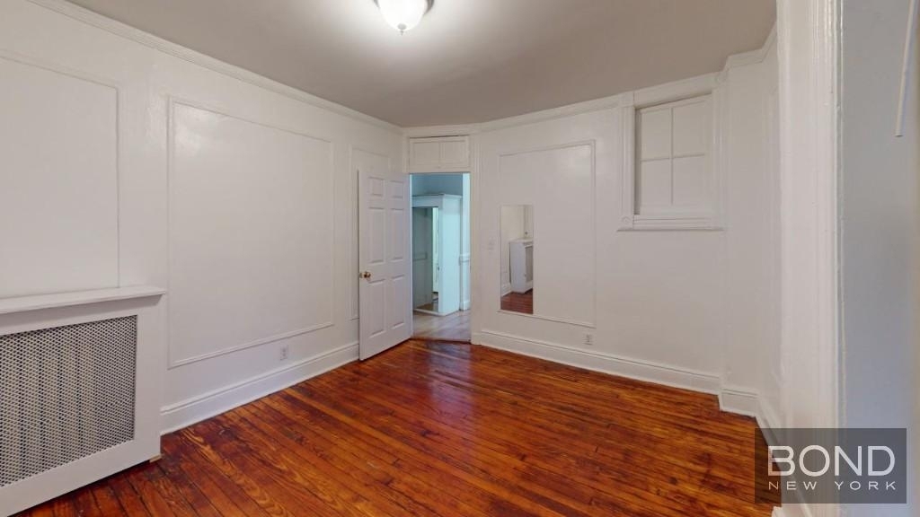 594 Amsterdam Avenue - Photo 3