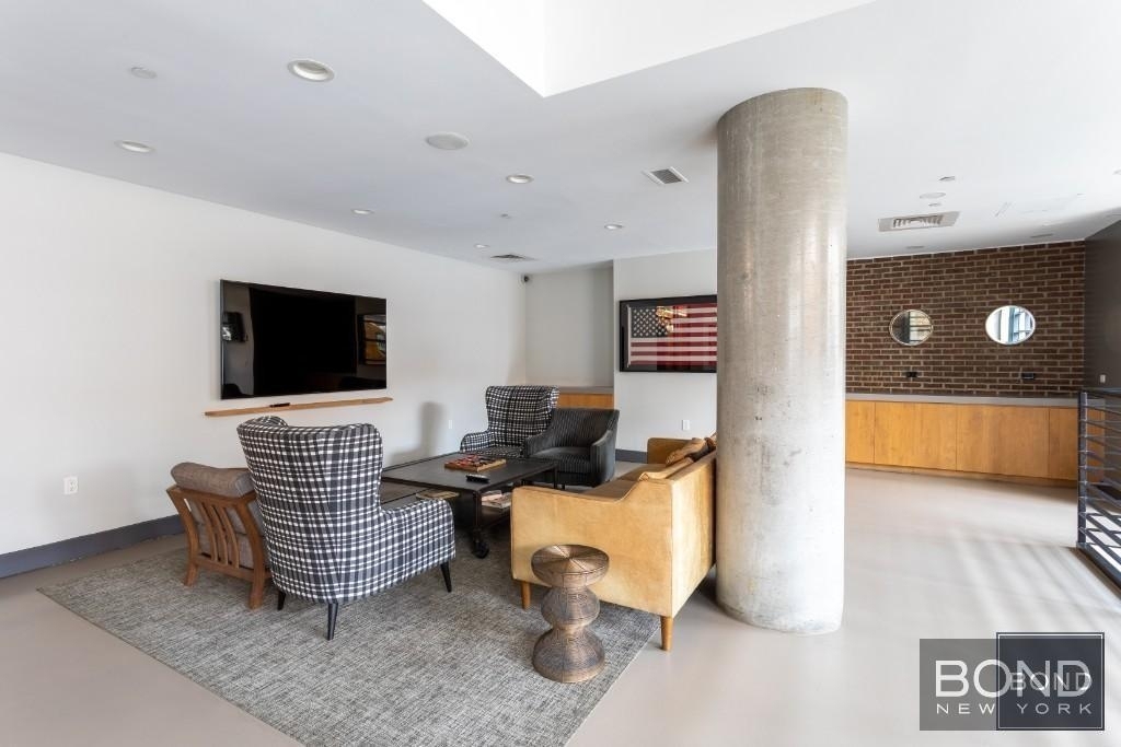 331 East Houston Street - Photo 12