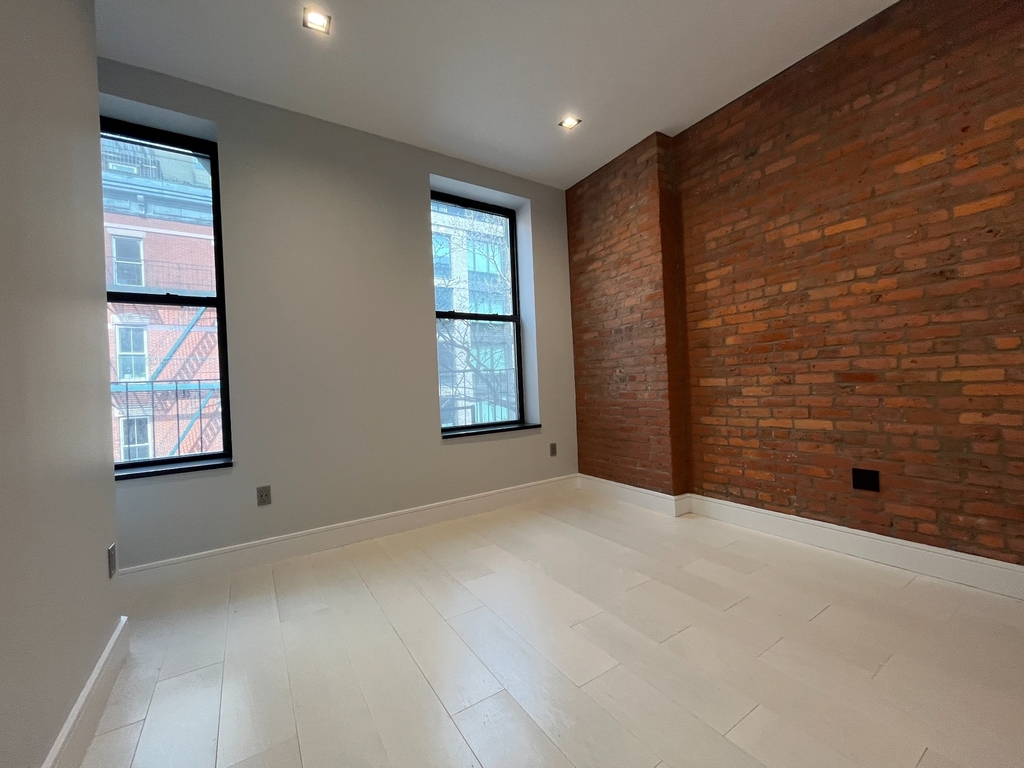 204 East 13th Street - Photo 13