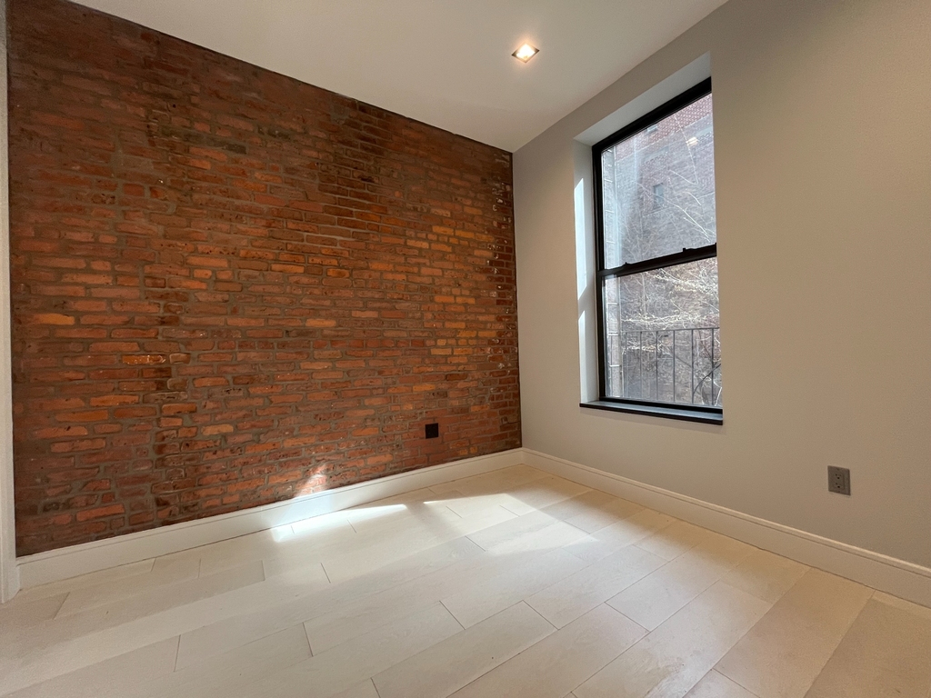 204 East 13th Street - Photo 8