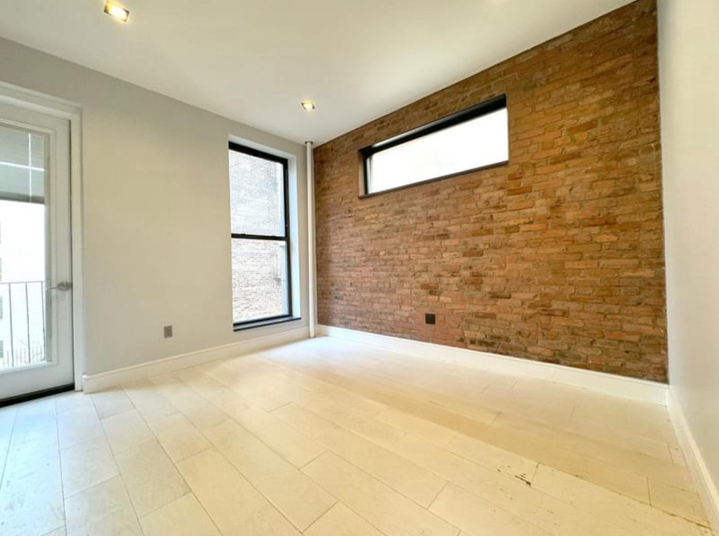 204 East 13th Street - Photo 11