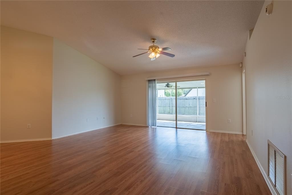 1308 Rinkfield Place - Photo 10