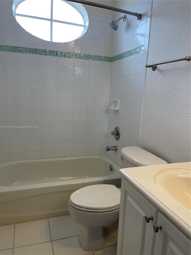 11010 Nw 86th Ter - Photo 25