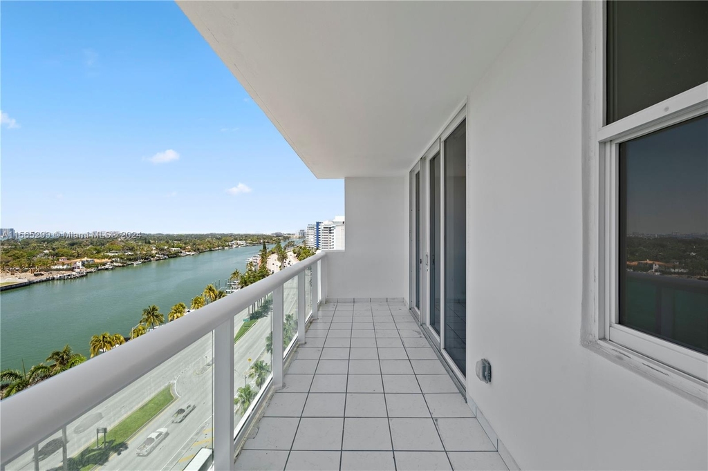 5001 Collins Ave - Photo 30