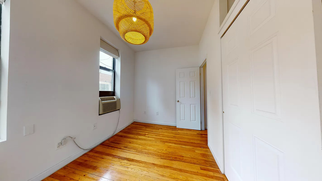 315 East 93rd Street - Photo 5