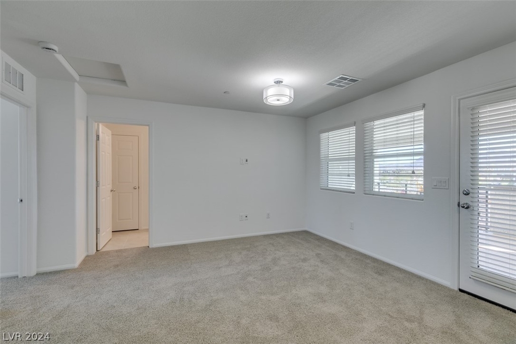 1096 Ammonite Avenue - Photo 22