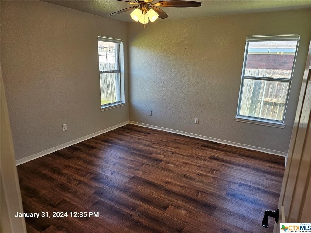 5611 Montrose Drive - Photo 3