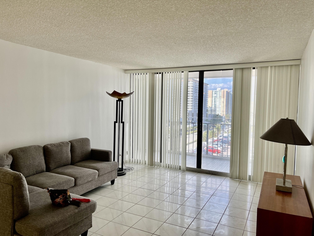 2401 S Ocean Drive - Photo 9