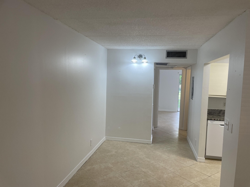 2100 Springdale Boulevard - Photo 12