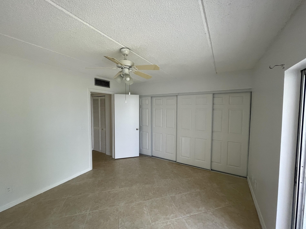 2100 Springdale Boulevard - Photo 16