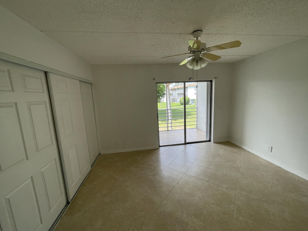 2100 Springdale Boulevard - Photo 15