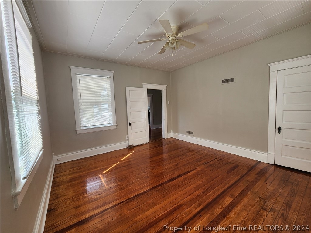 205 W 9th Street - Photo 14