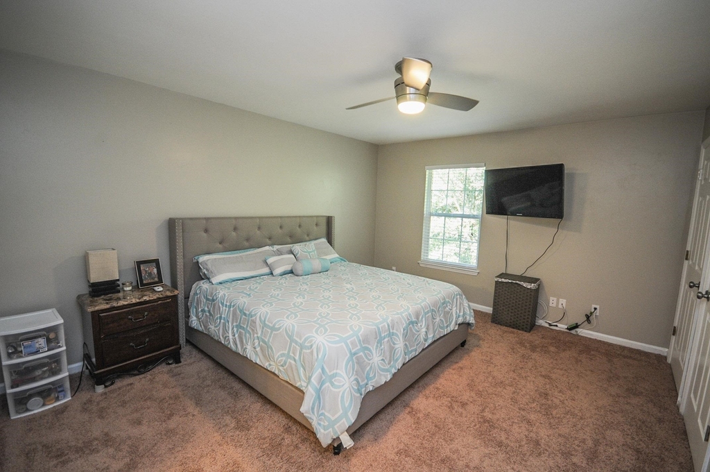 4244 Augustus Oaks Court - Photo 10