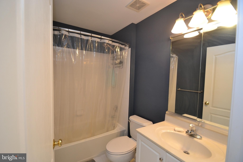 42757 Locklear Terrace - Photo 34