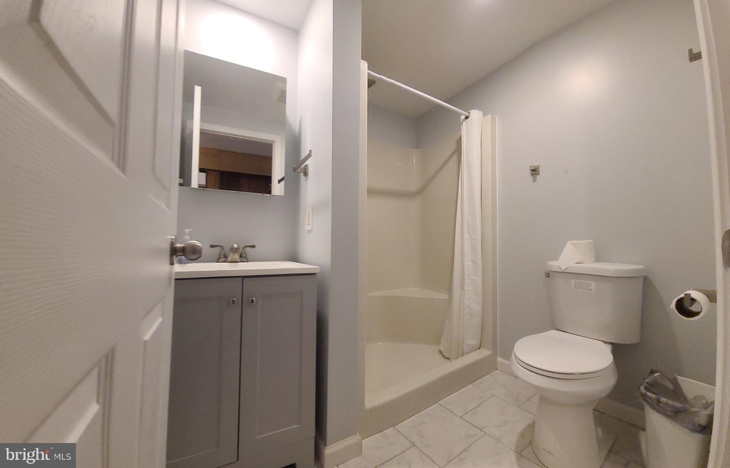 6460 Windham Avenue - Photo 27