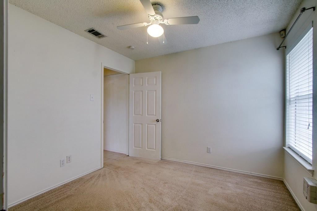 2104 Regency Drive - Photo 25