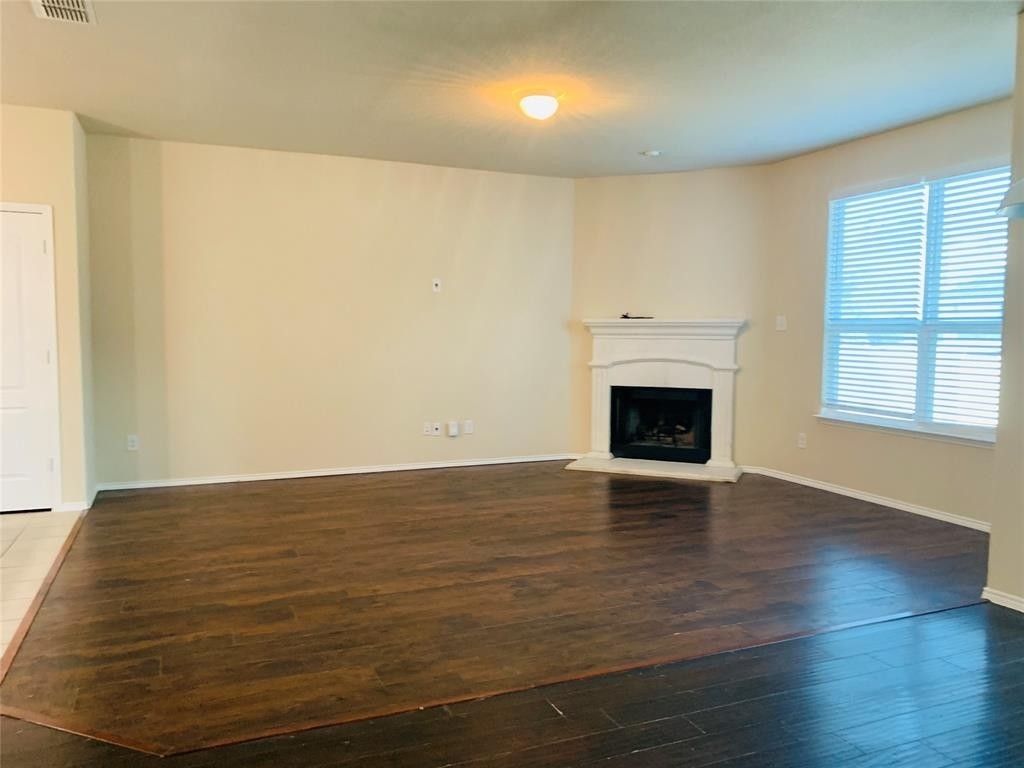 9012 Blackstone Drive - Photo 5