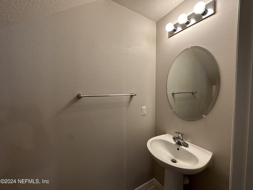 7004 Peppercorn Court - Photo 18