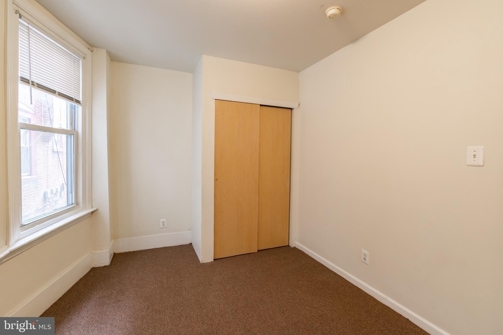 5012 Walnut Street - Photo 8