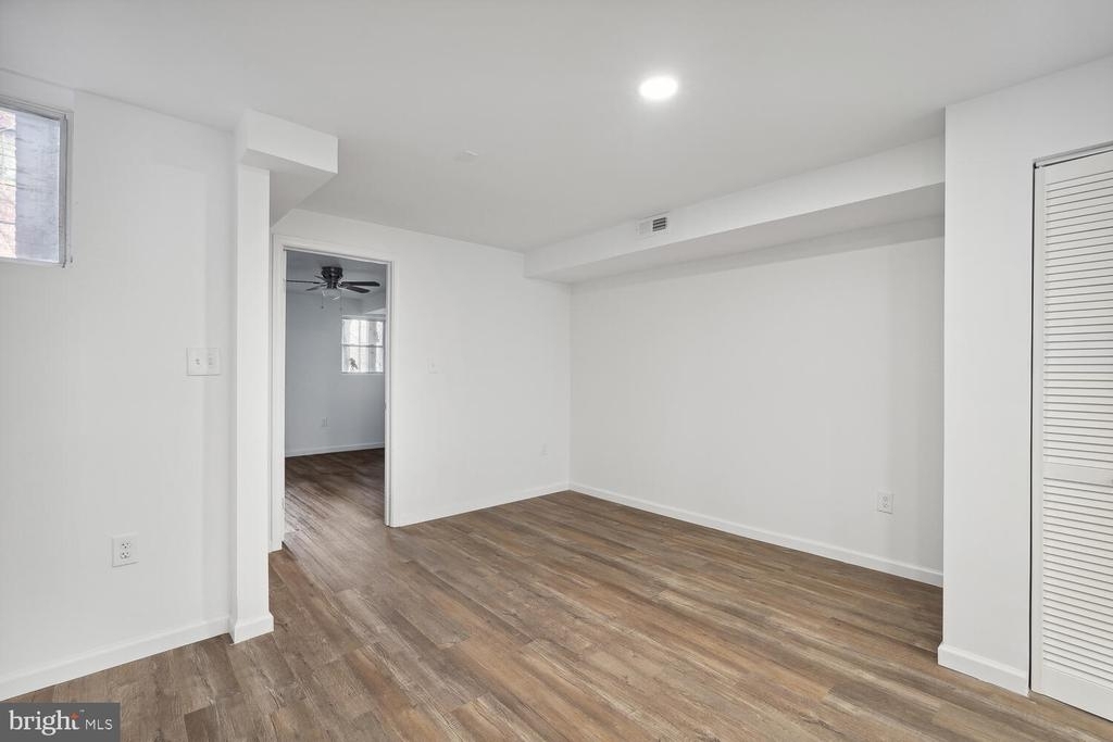 223 R St Nw - Photo 3