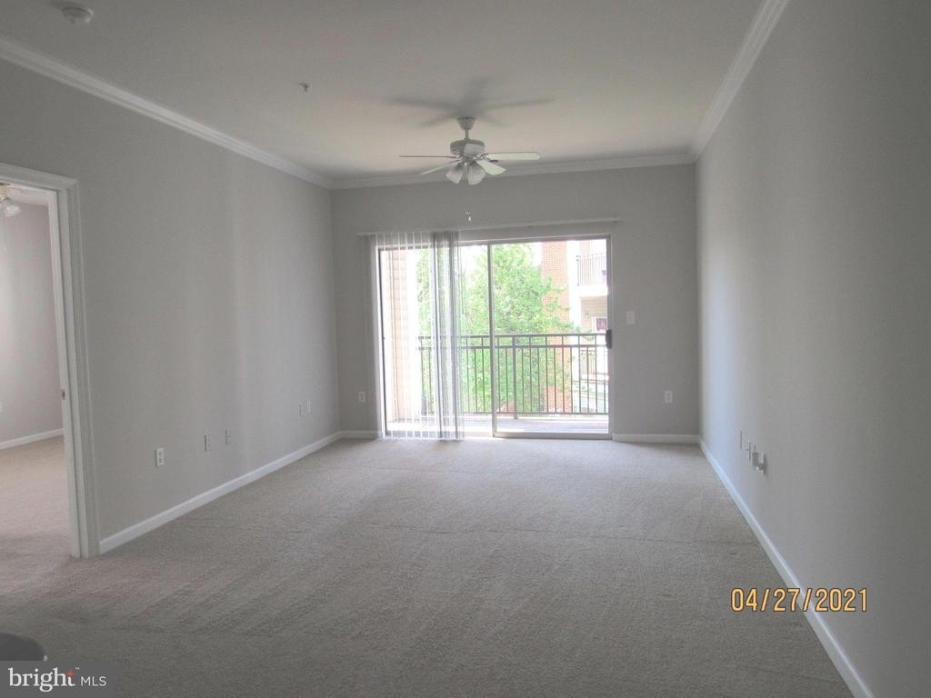 12925 Centre Park Cir - Photo 2