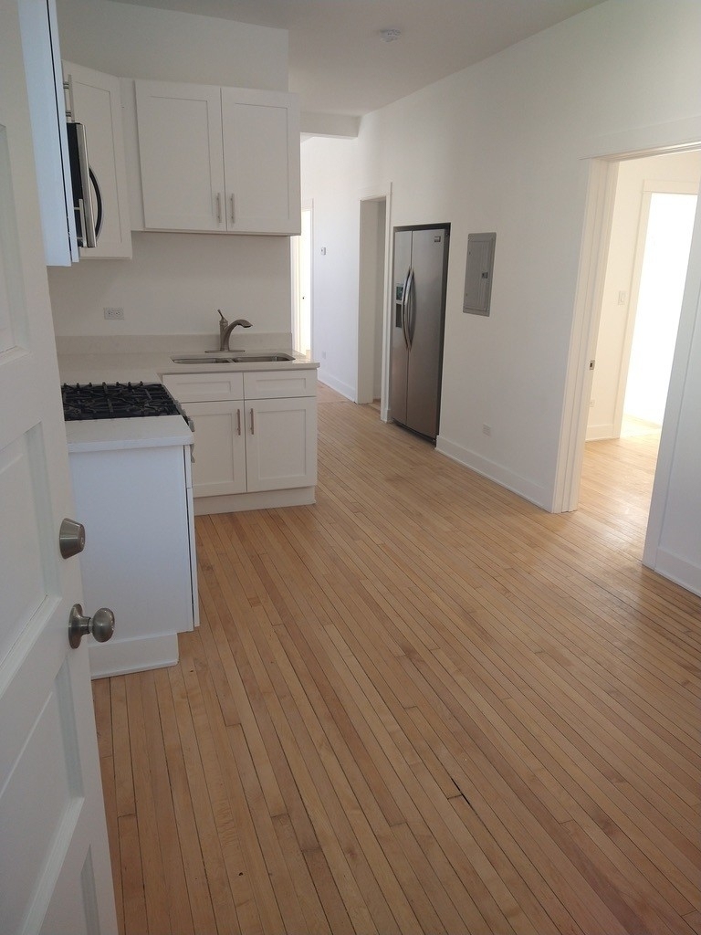 2021 W 47th Street - Photo 2