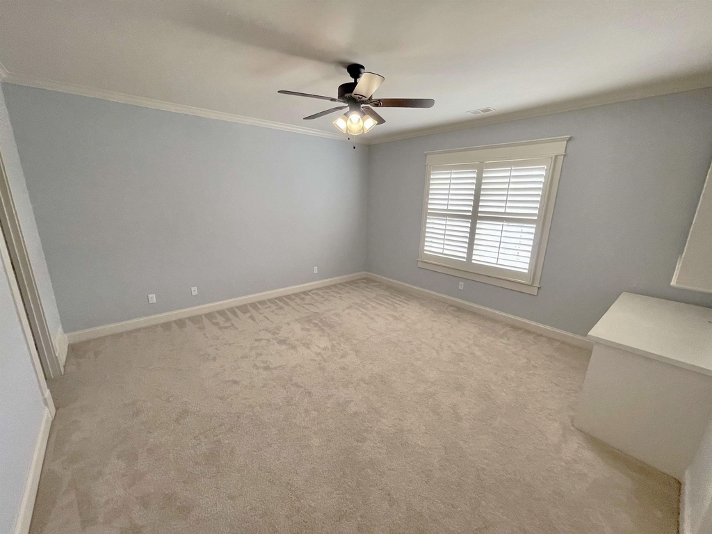 1820 Enclave Hollow - Photo 16