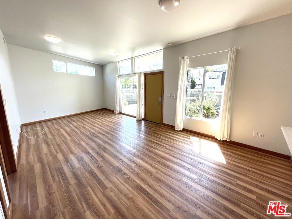 501 N San Vicente Blvd - Photo 17