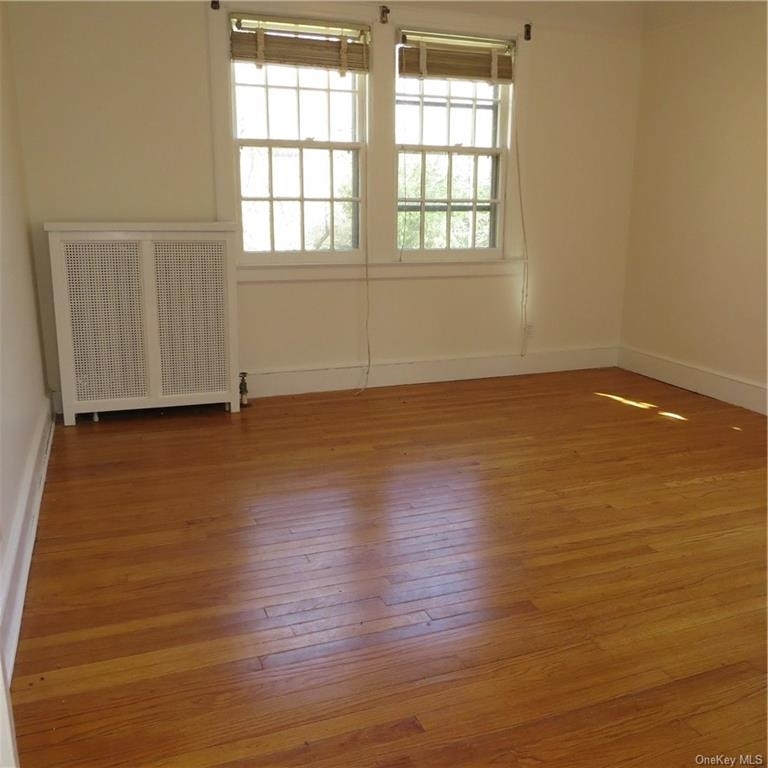 351 W 245 Street - Photo 20