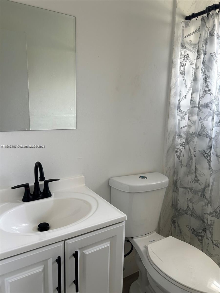 904 Sw 10th - Photo 9