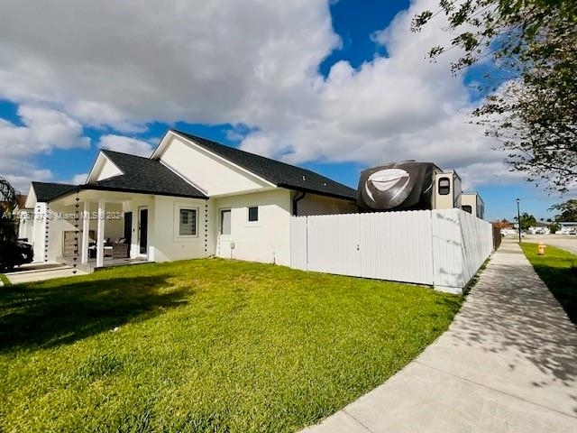 15857 Sw 143rd Pl - Photo 1