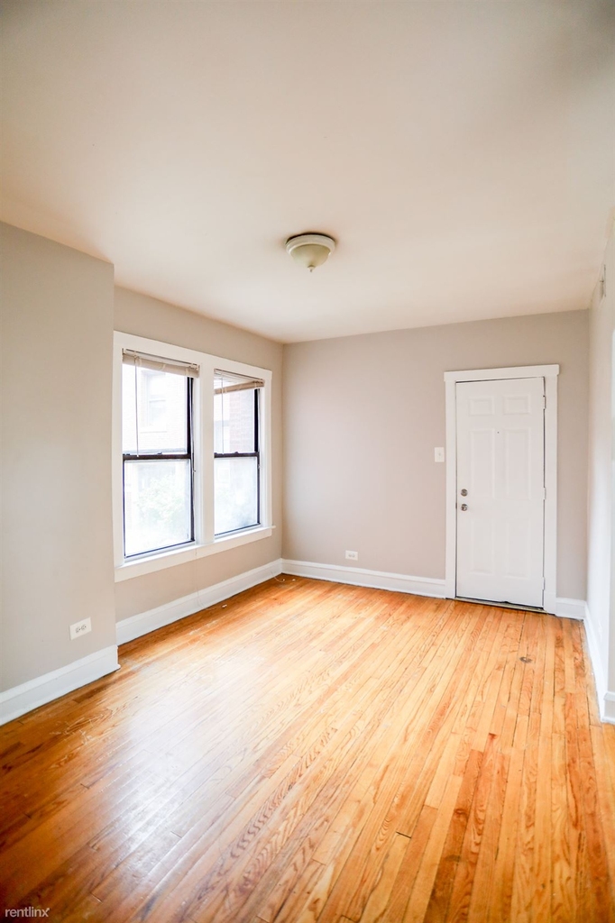 2625 N Spaulding Ave - Photo 1