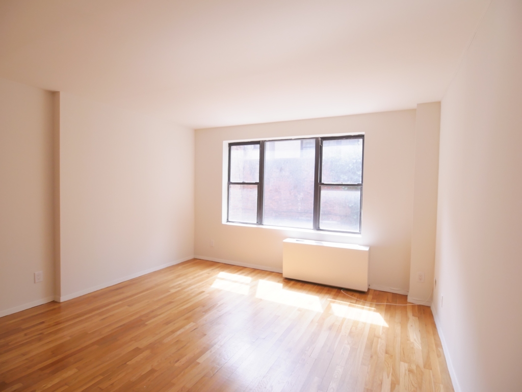 254 East 10th Street - Photo 0