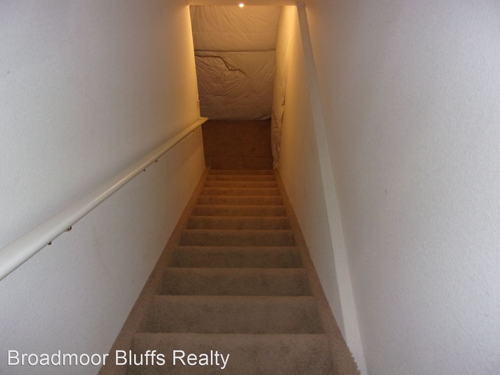 8361 Newbury Way - Photo 13