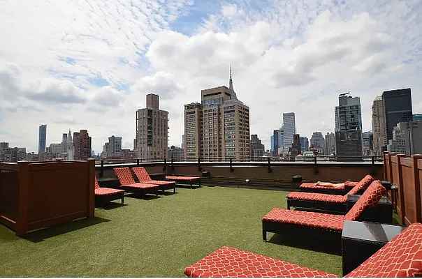 East 39th Street - Photo 5