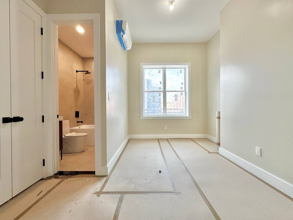 1153 Broadway - Photo 4