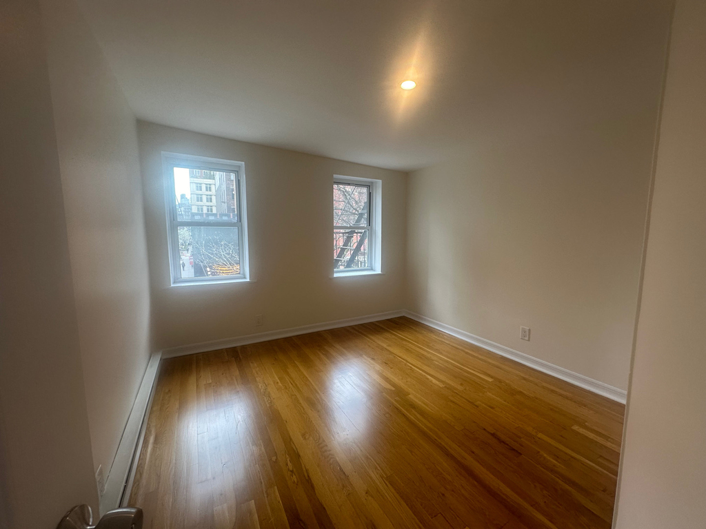 482 West Broadway - Photo 2