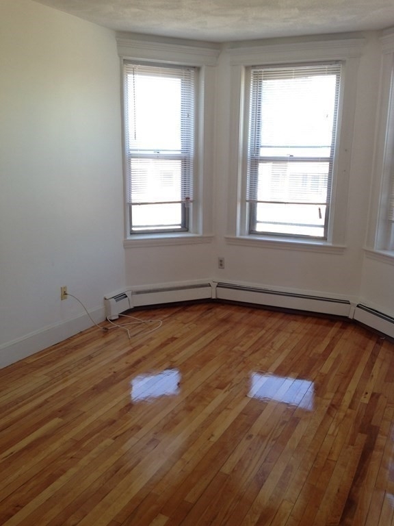 210 Chestnut Hill Ave - Photo 5