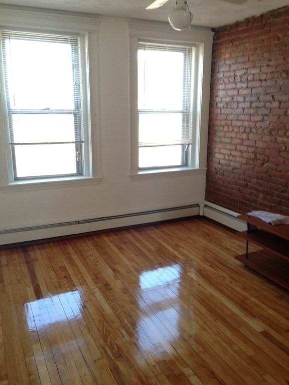 210 Chestnut Hill Ave - Photo 0