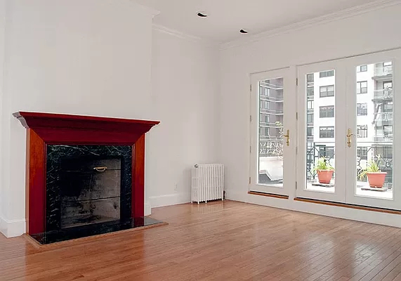 415 East 72nd Street - Photo 2