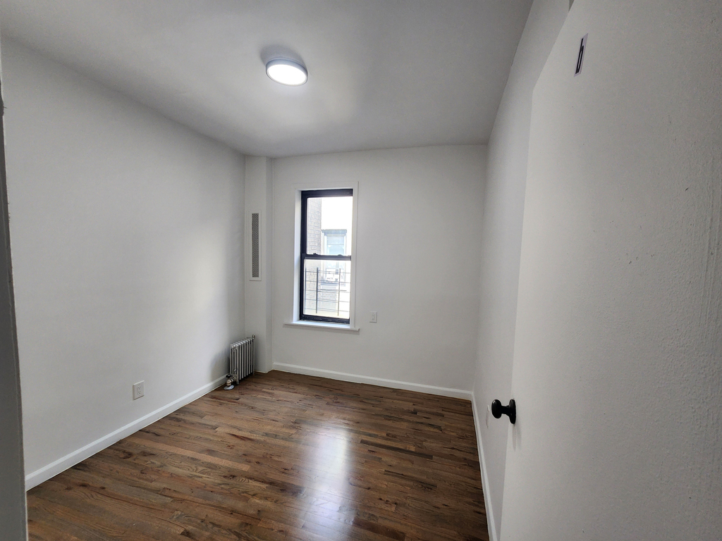 570 West 189th Street - Photo 7