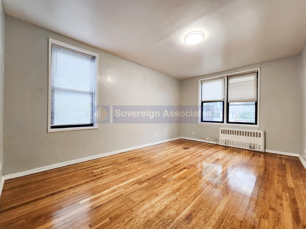 210 West 251st Street - Photo 2