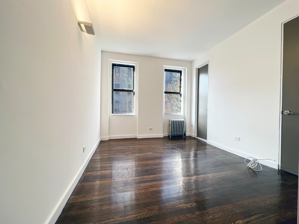 580 St Nicholas Avenue - Photo 3