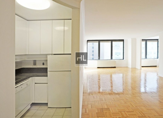 East 57th Street - Photo 2
