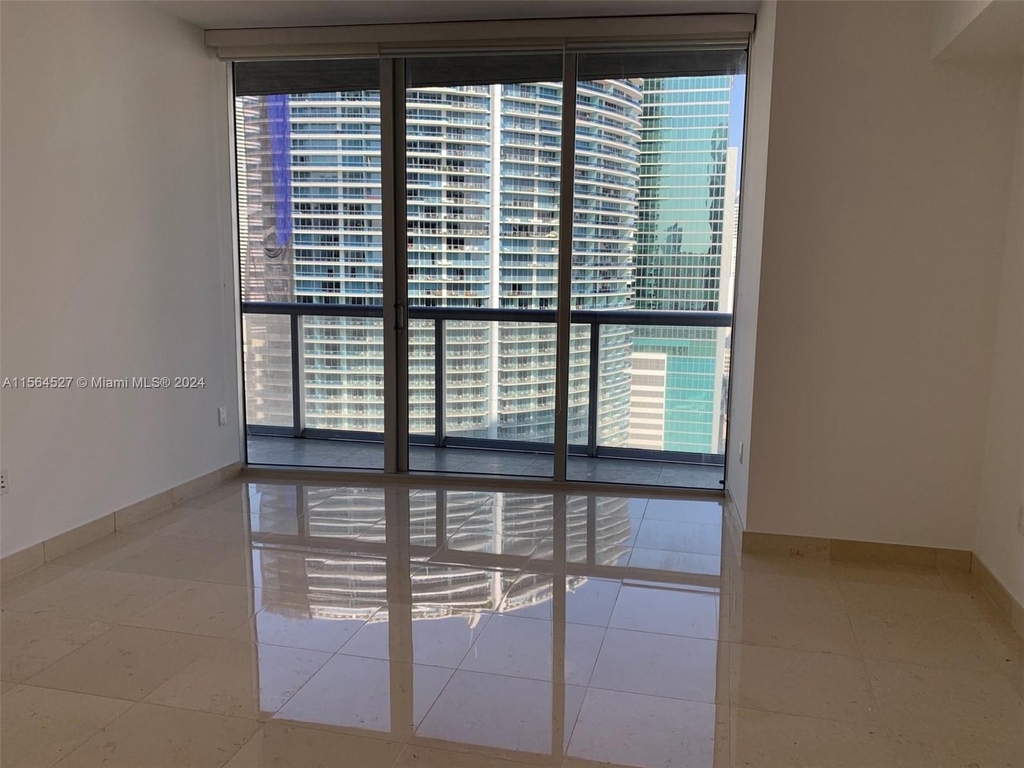 475 Brickell Ave - Photo 8