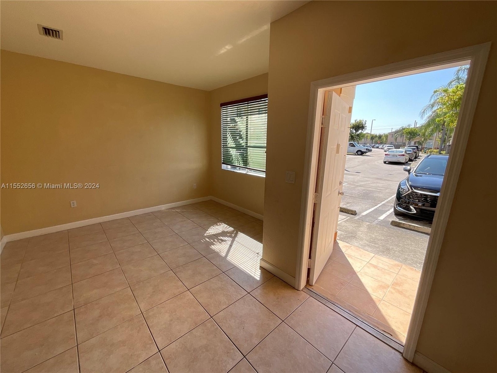 7301 Nw 174th Ter - Photo 1