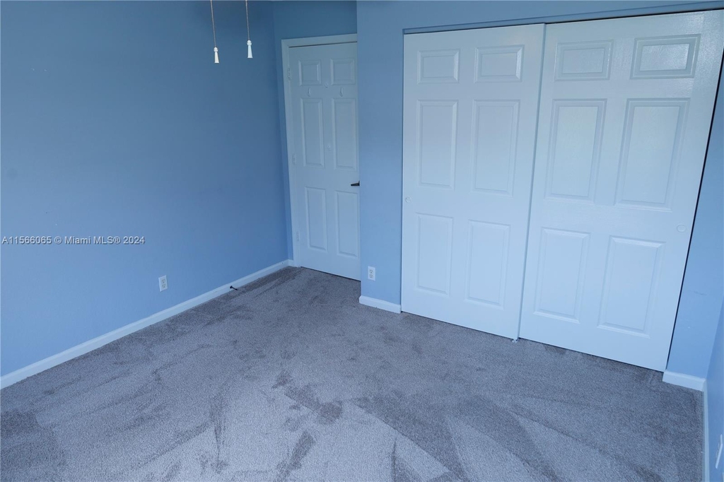 7673 Nw 70th Ave - Photo 52