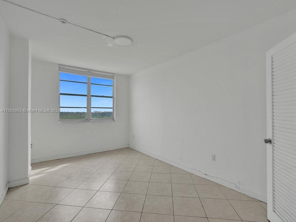 300 Bayview Dr - Photo 30