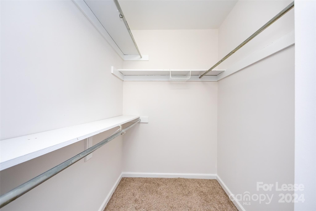 805 Greenleaf Avenue - Photo 31