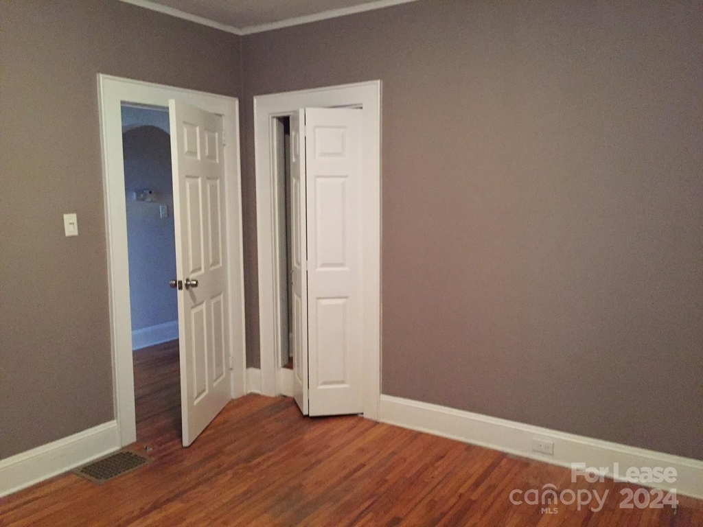 1611 Sunnyside Avenue - Photo 7